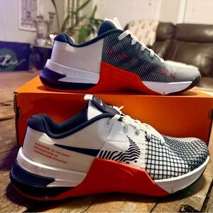 Men’s size 8 -  Nike Metcon 8 training shoe with Navy, Orange and White Accents